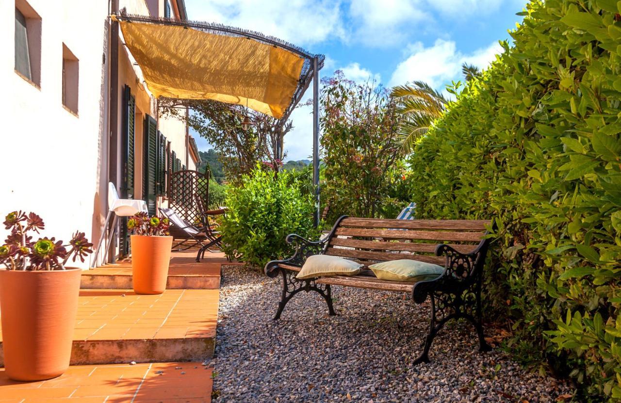 Casale Le Pitte Villa Porto Azzurro Exterior foto