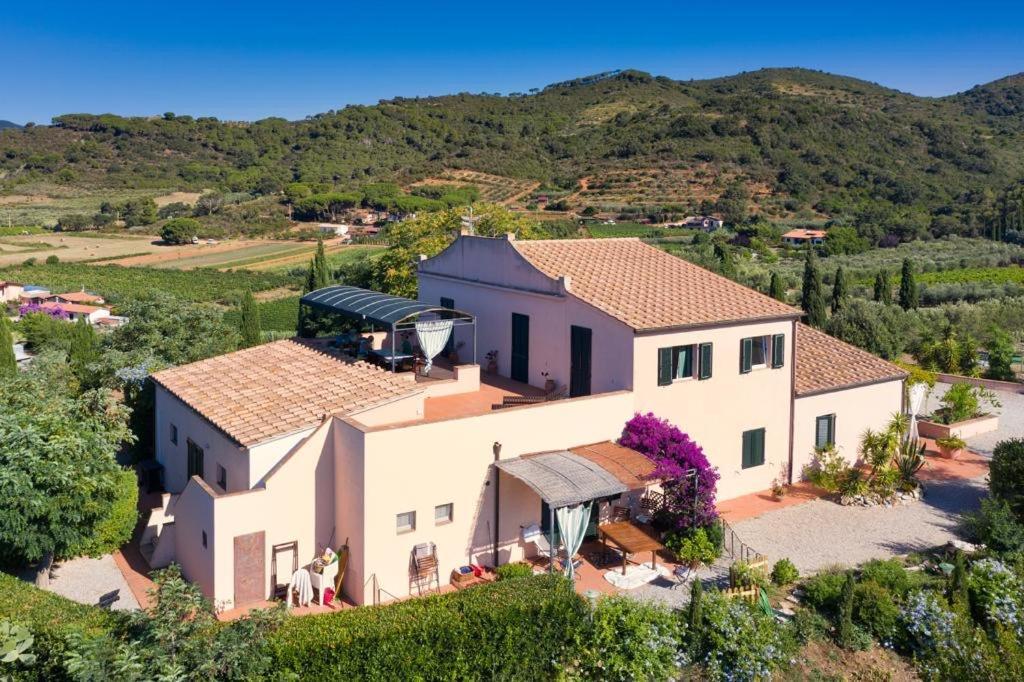 Casale Le Pitte Villa Porto Azzurro Exterior foto