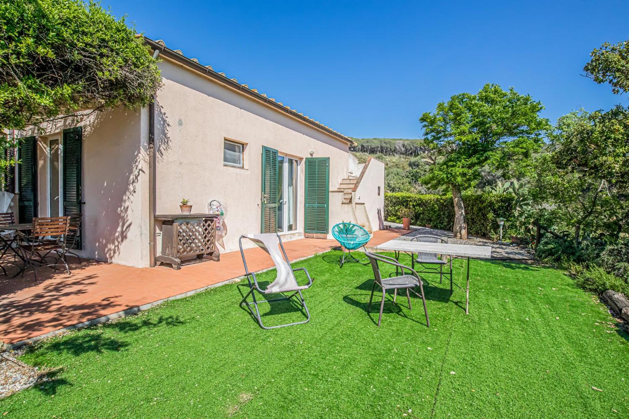 Casale Le Pitte Villa Porto Azzurro Exterior foto